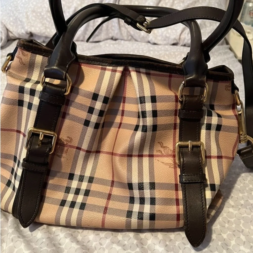 Burberry Northfield Tote - Picture 4 of 9